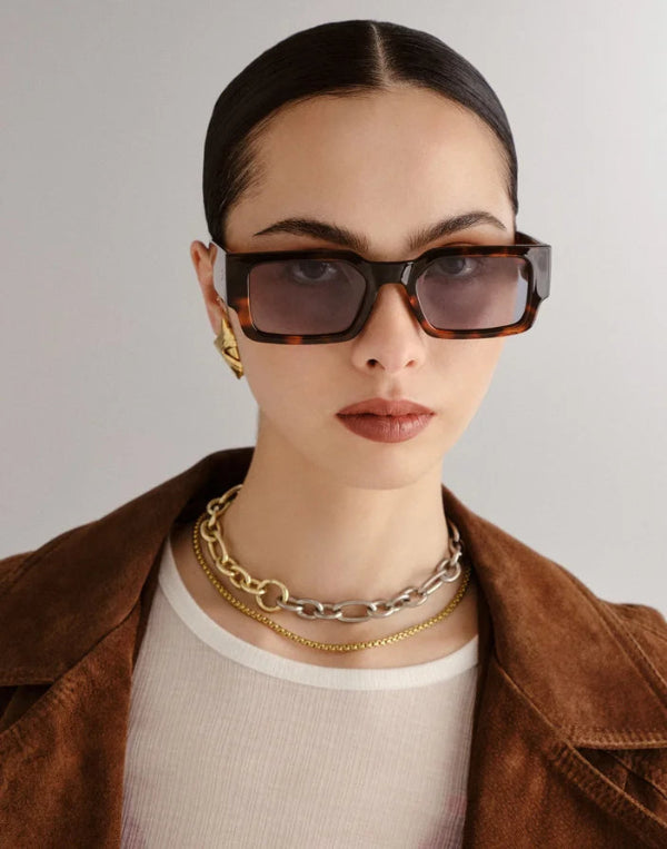 Contemplation Super Dark Tort