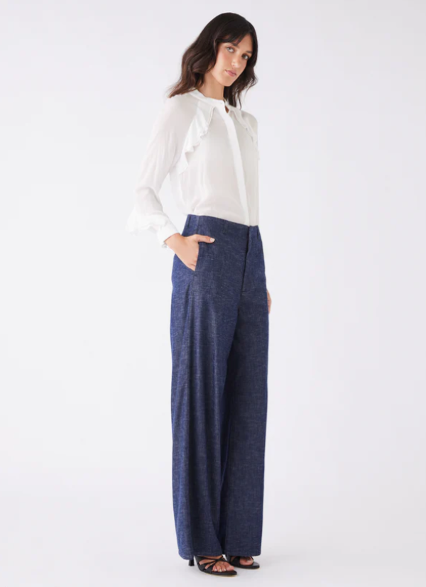 Bloom Ruffle Shirt Ivory