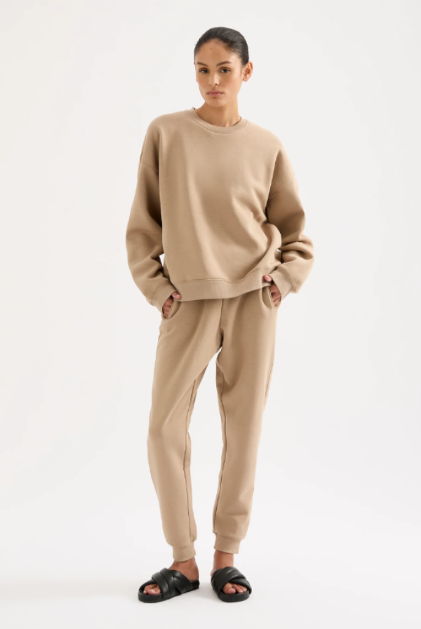 Carter Classic Sweat Mocha