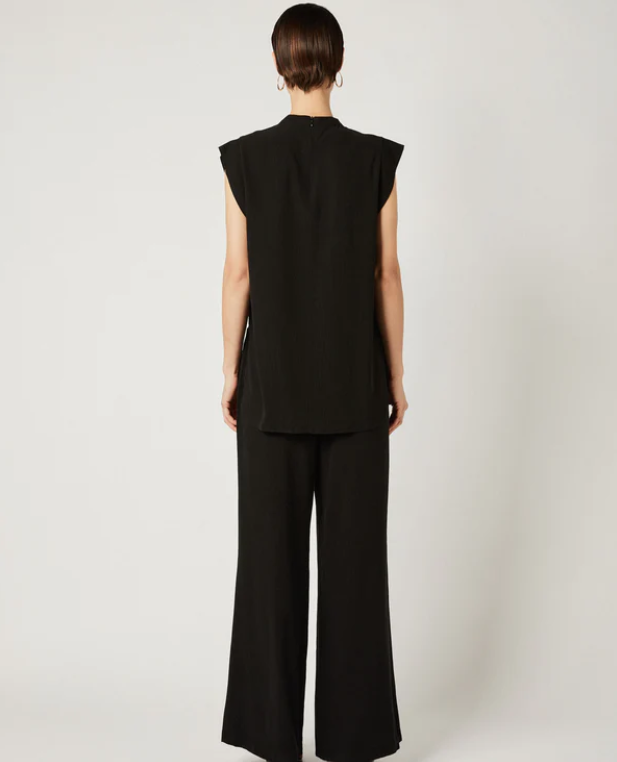 ESMAEE Ember Top Black