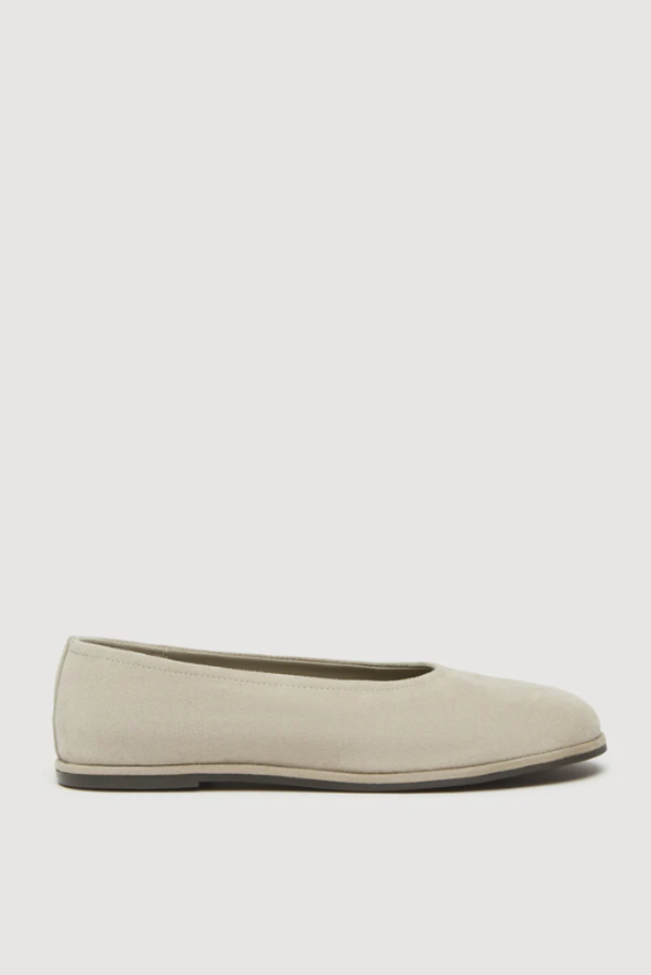 Kate Suede Flat Sand