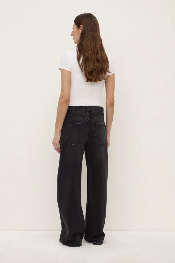 Low Curve Mid Rise Jean Faded Black
