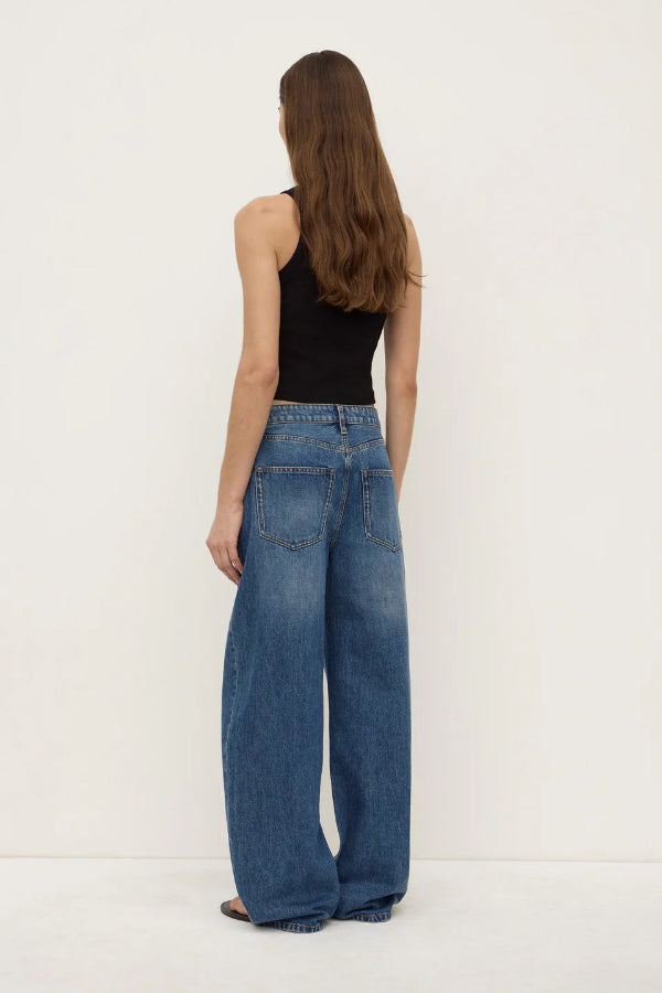 Low Curve Mid Rise Jean Mid Blue
