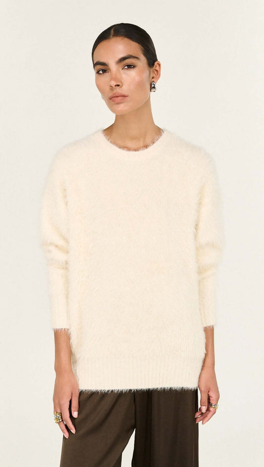 Noa Fluffy Oversized Jumper Cream