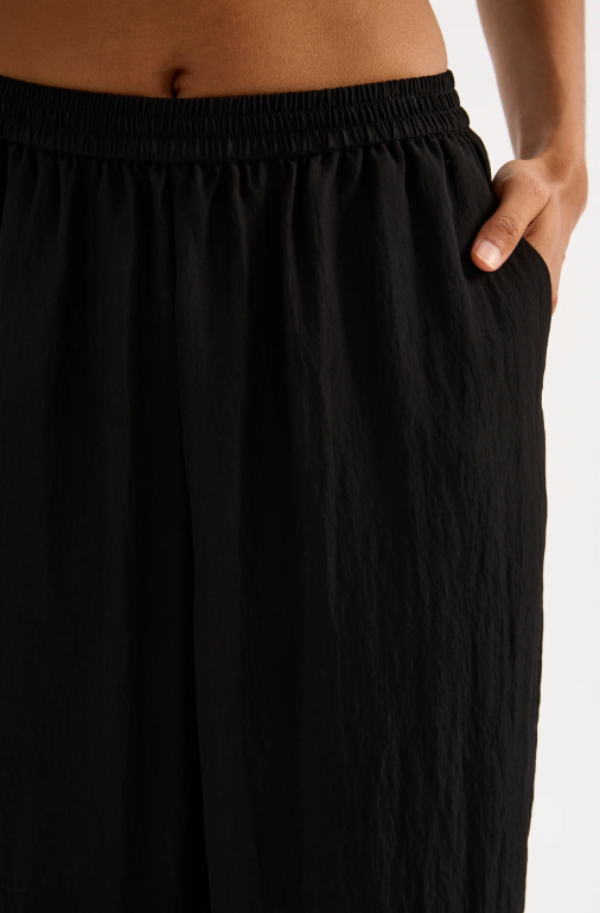 Alia Pant Black