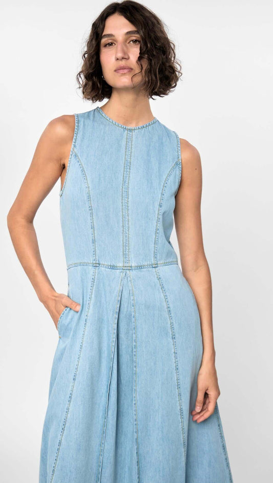 Amelia Chambray Midi Dress Light Wash Blue