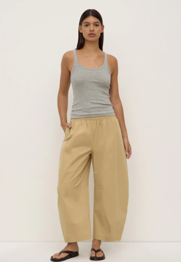 Lola Barrel Pant Tan