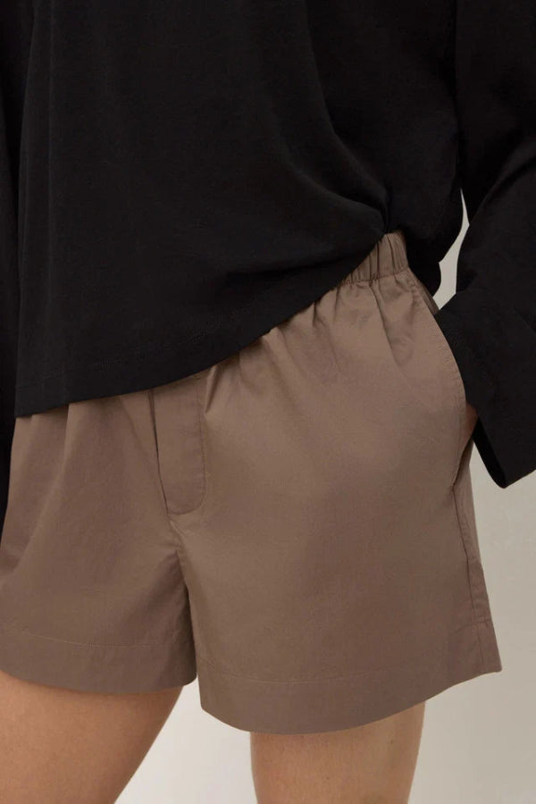 Micha Poplin Short Dark Sand 