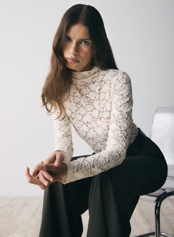 Formation Lace Top Ivory