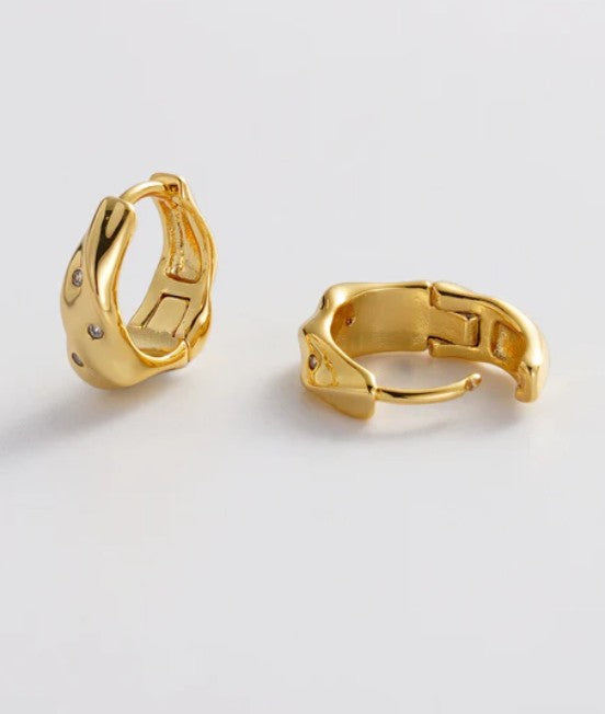 June Hoop Gold