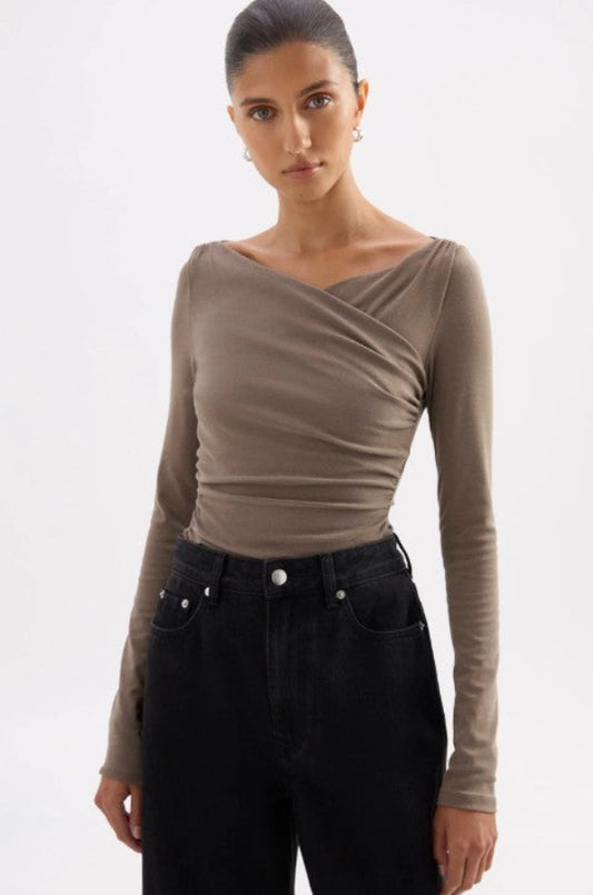 Daniya LS Top Truffle