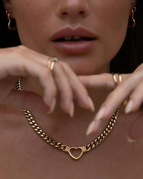 Valentine Necklace Gold