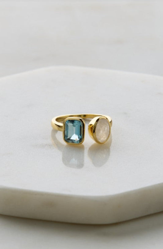 Skylar Ring Moonstone Blue Topaz